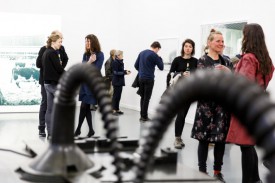 Opening van de groepstentoonstelling Utopian Dreams (22/04/16 - 10/07/16). Foto: Aad Hoogendoorn